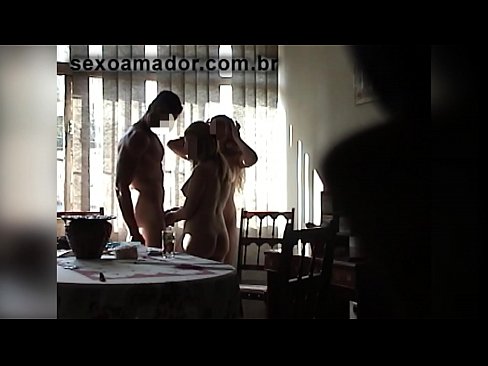 ❤️ Os amigos sexuais invitan a un home xigante e a un trío con el ❤️ Porno a nós gl.josporn-com.ru ﹏